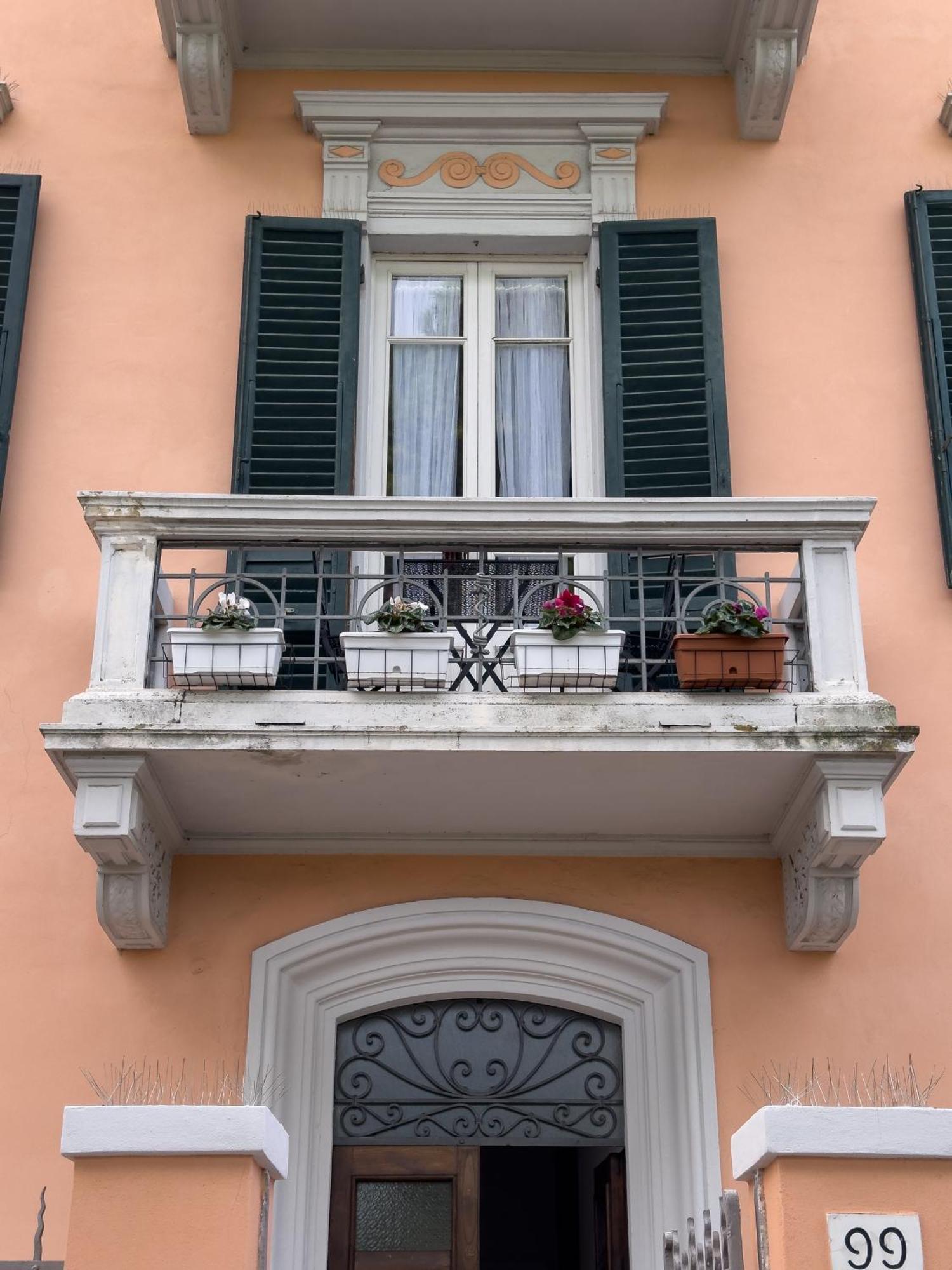 La Casa Di Eli Appartamenti ปิซา ภายนอก รูปภาพ